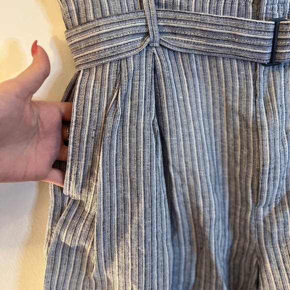 Banana Republic (outlet) paper bag style shorts 12 linen blend - Picture 5 of 8